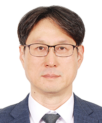 이영우 이사 사진